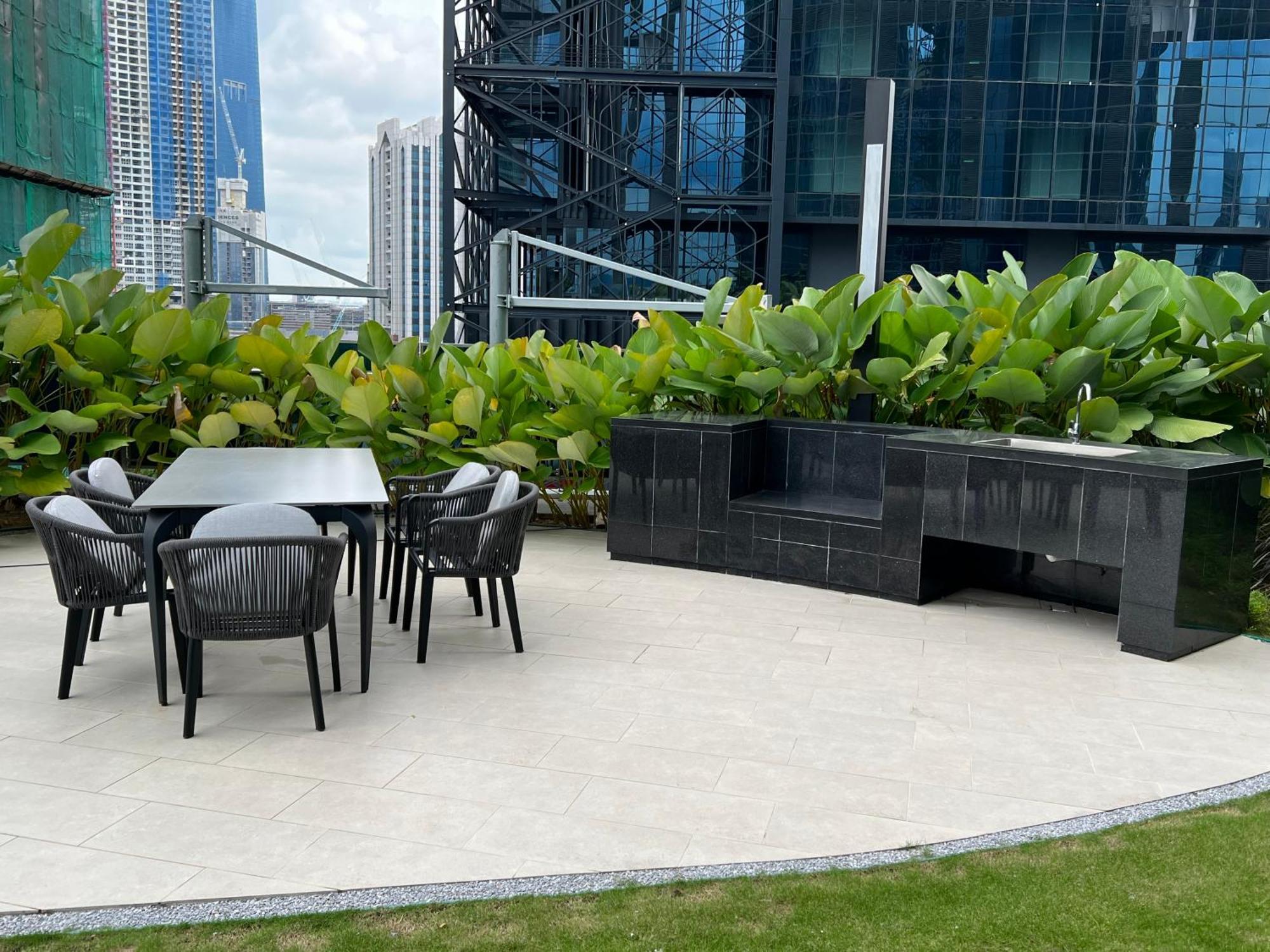 Eaton Residence Suites Klcc 쿠알라룸푸르 외부 사진